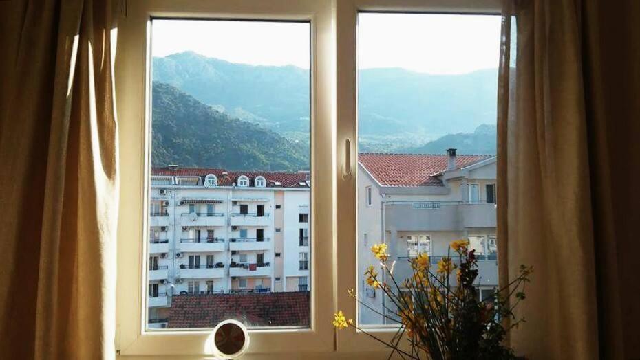 Nataliia Twister Apartment Будва Экстерьер фото